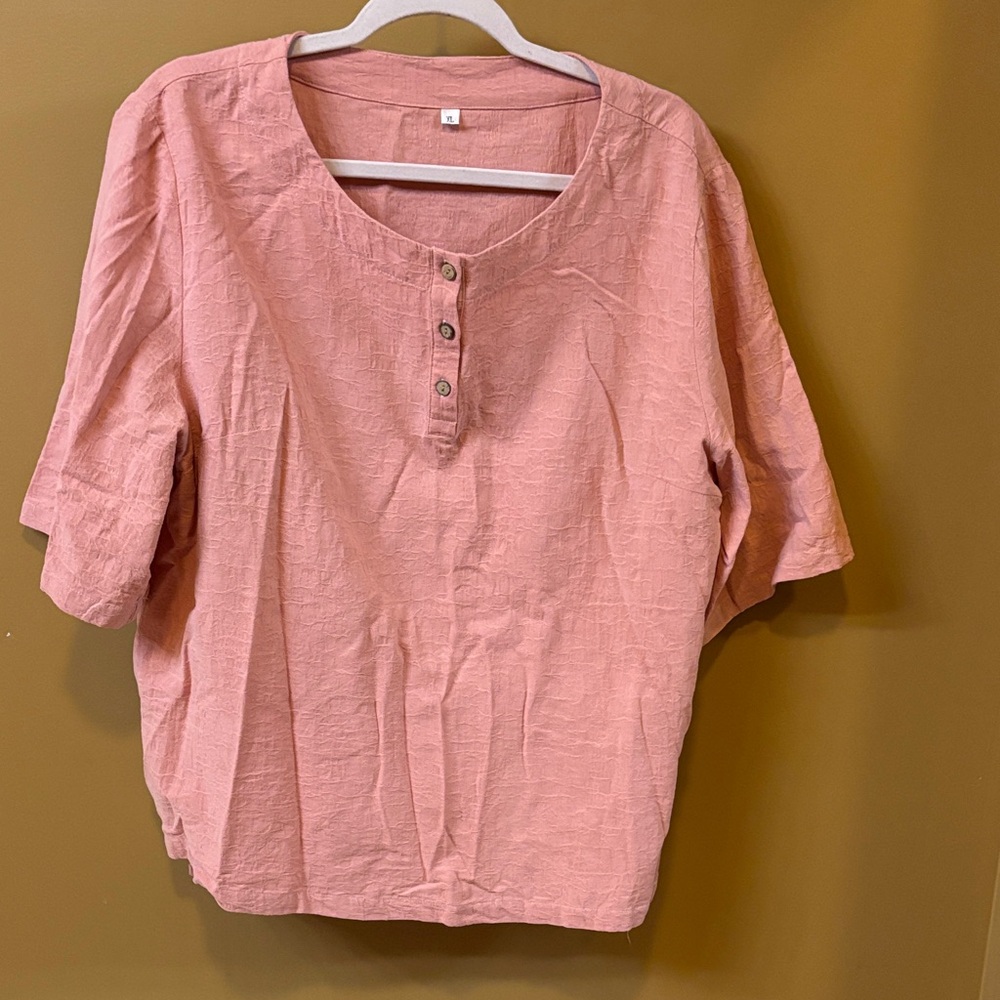 Women's Pink Button-Up Top